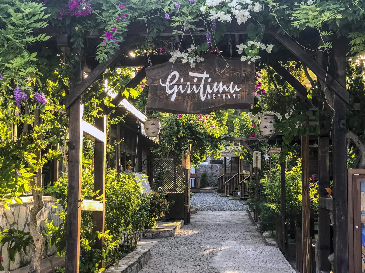 셀리미예 Giritimu Evleri B&B 외부 사진