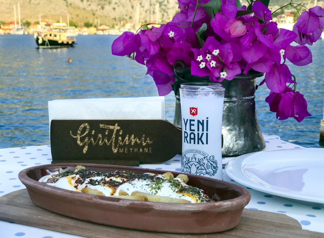 셀리미예 Giritimu Evleri B&B 외부 사진